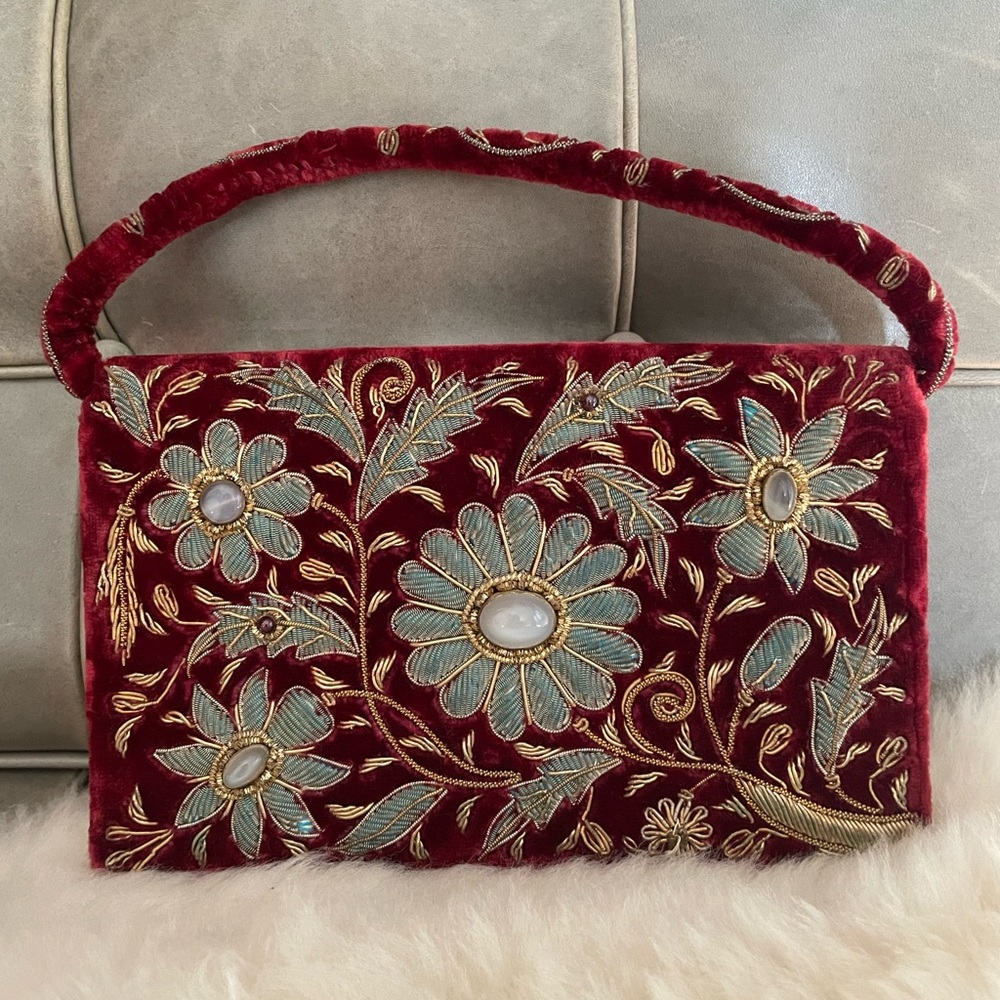 Vintage Embroidered Floral Burgundy Gold Velvet Handbag